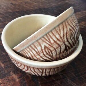 Set of Two Watt Pottery Rare Woodgrain Bowls